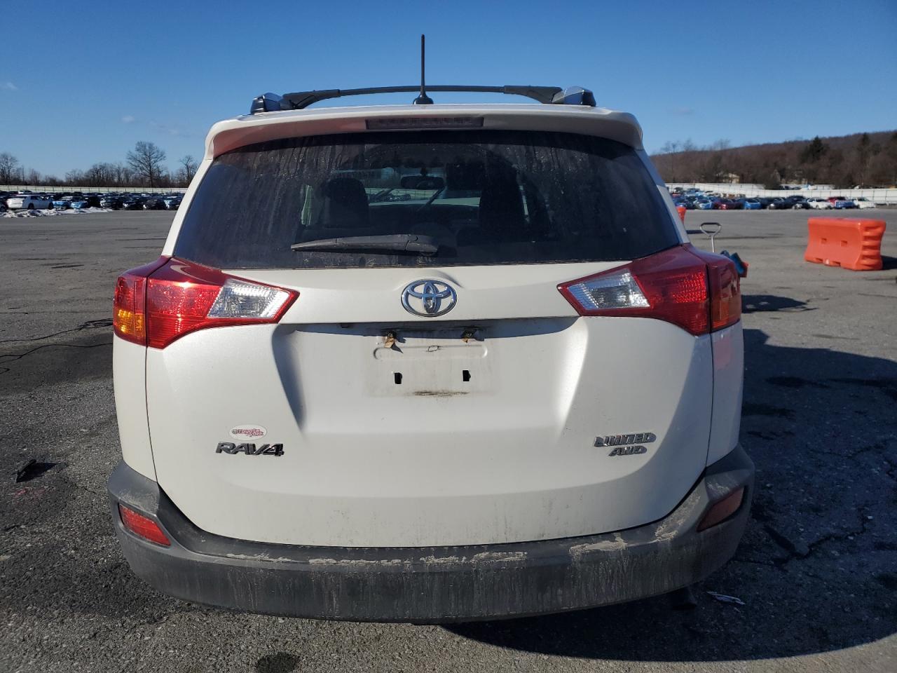 2015 TOYOTA RAV4 LIMIT - Фото 6