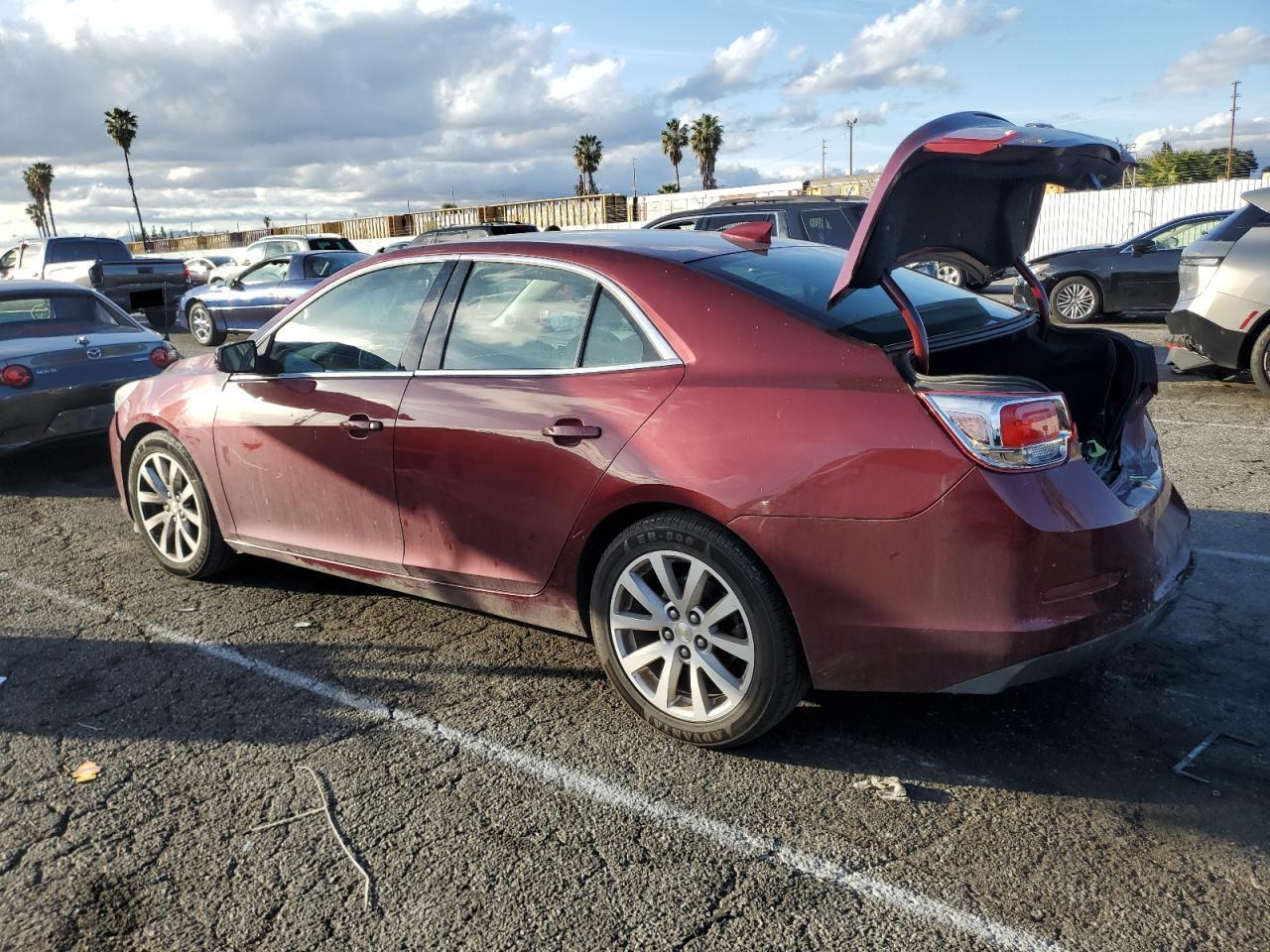 2015 CHEVROLET MALIBU 2LT - Image 2