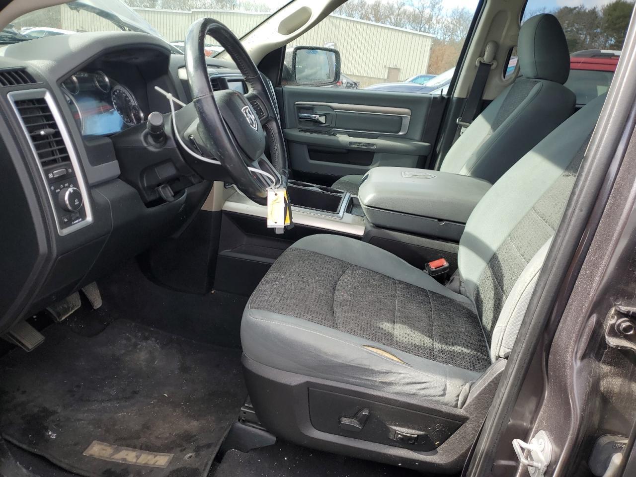 2015 RAM 1500 SLT - Image 7