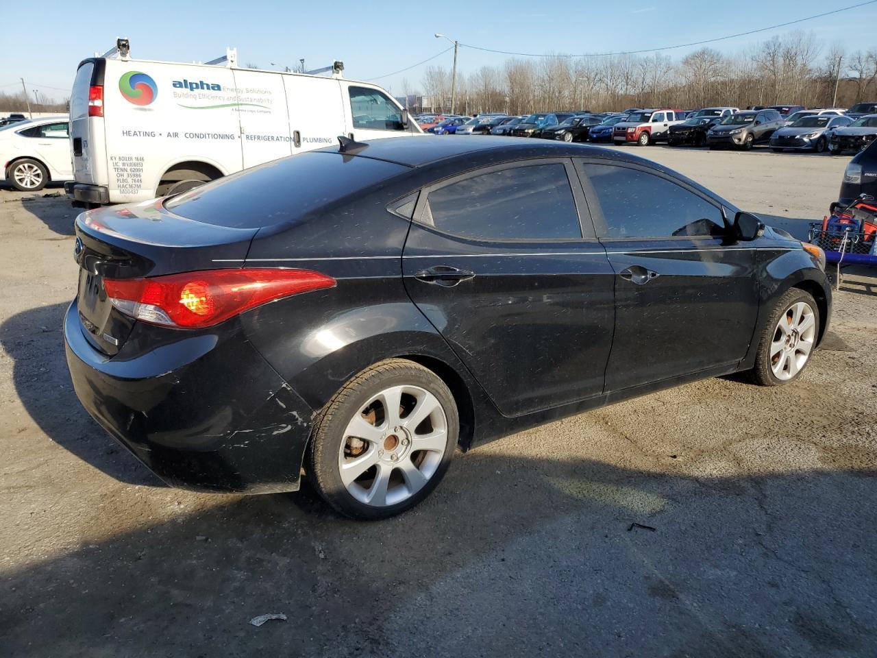 2013 HYUNDAI ELANTRA GL - Image 3