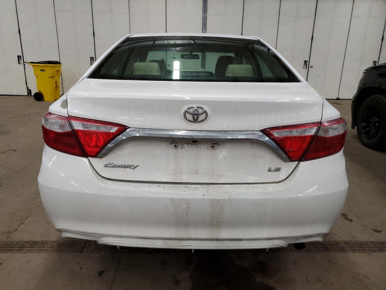 2015 TOYOTA CAMRY LE - Фото 6
