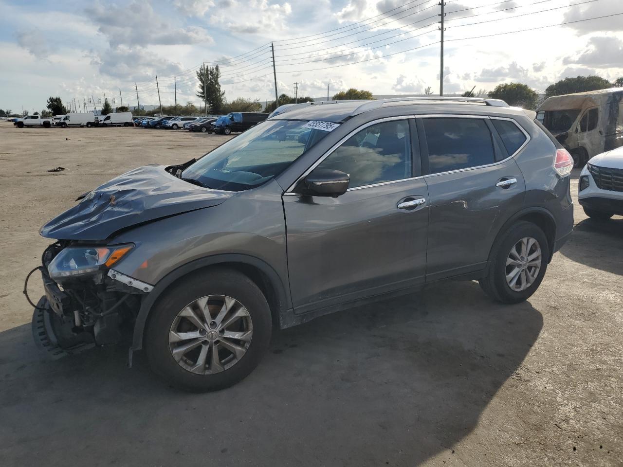 2015 NISSAN ROGUE S