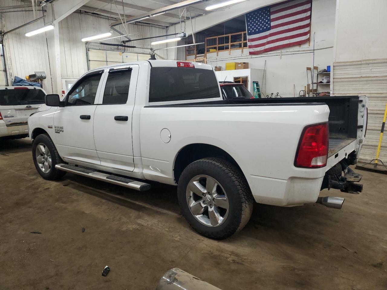 2019 RAM 1500 CLASS - Image 2