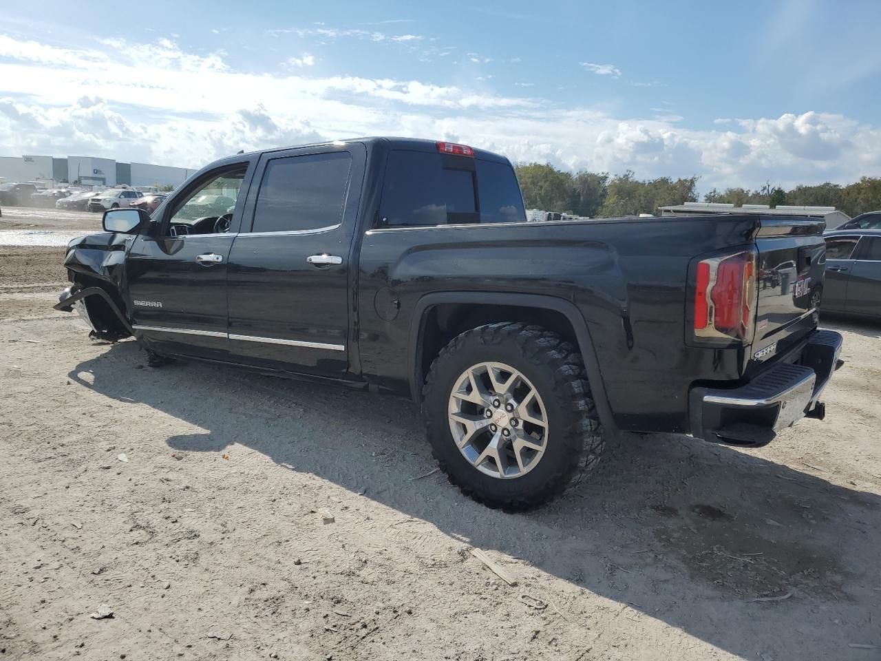 2018 GMC SIERRA K15 - Image 2