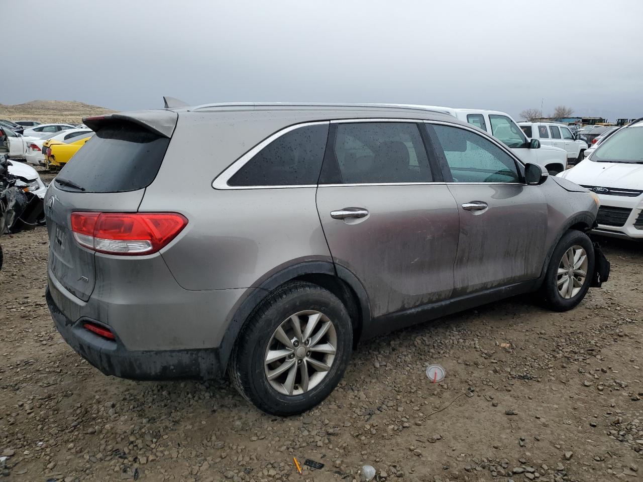 2016 KIA SORENTO LX - Image 3