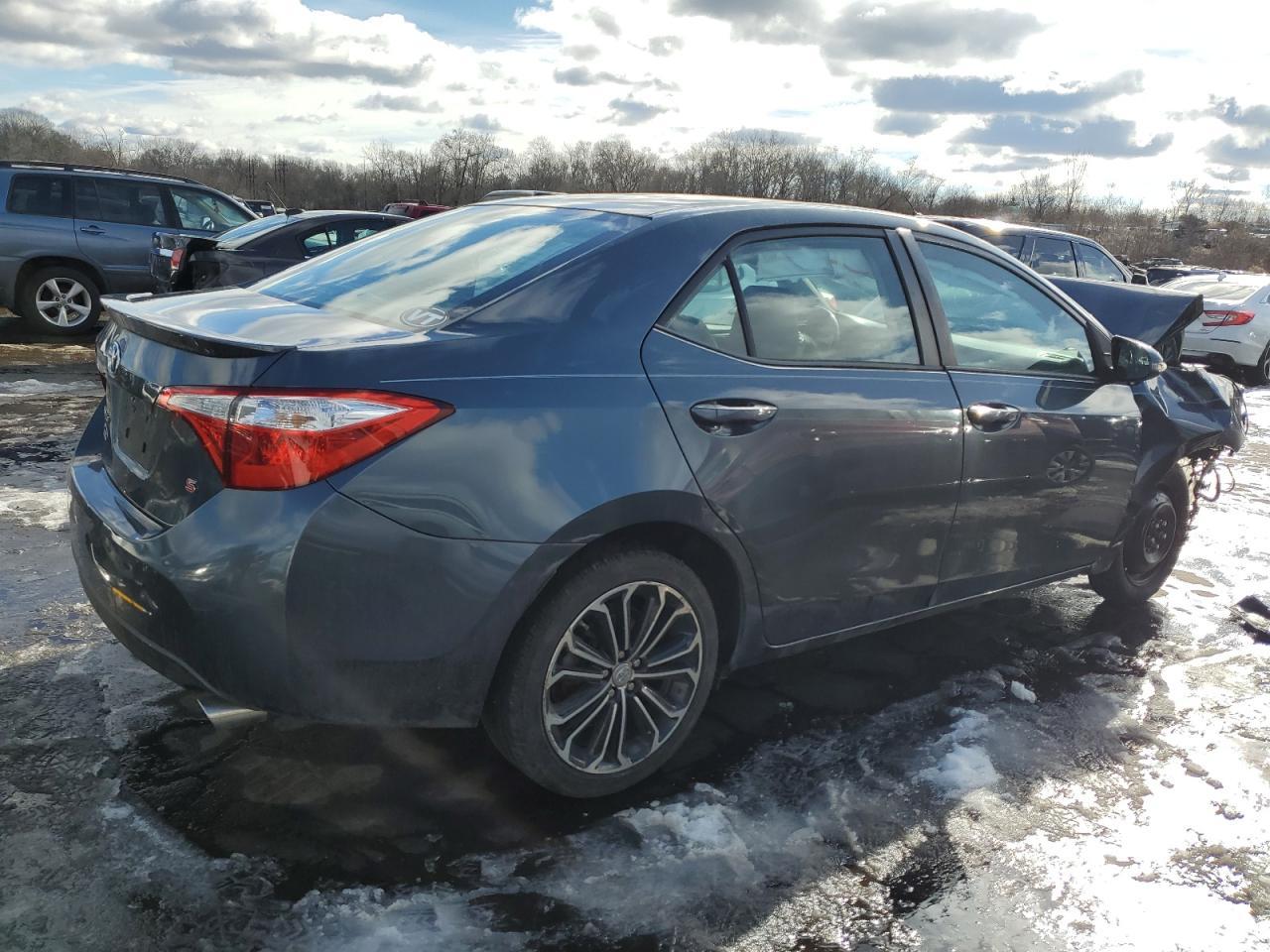 2015 TOYOTA COROLLA L - Image 3