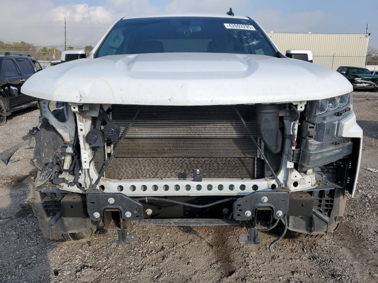 2019 CHEVROLET SILVERADO - Фото 5