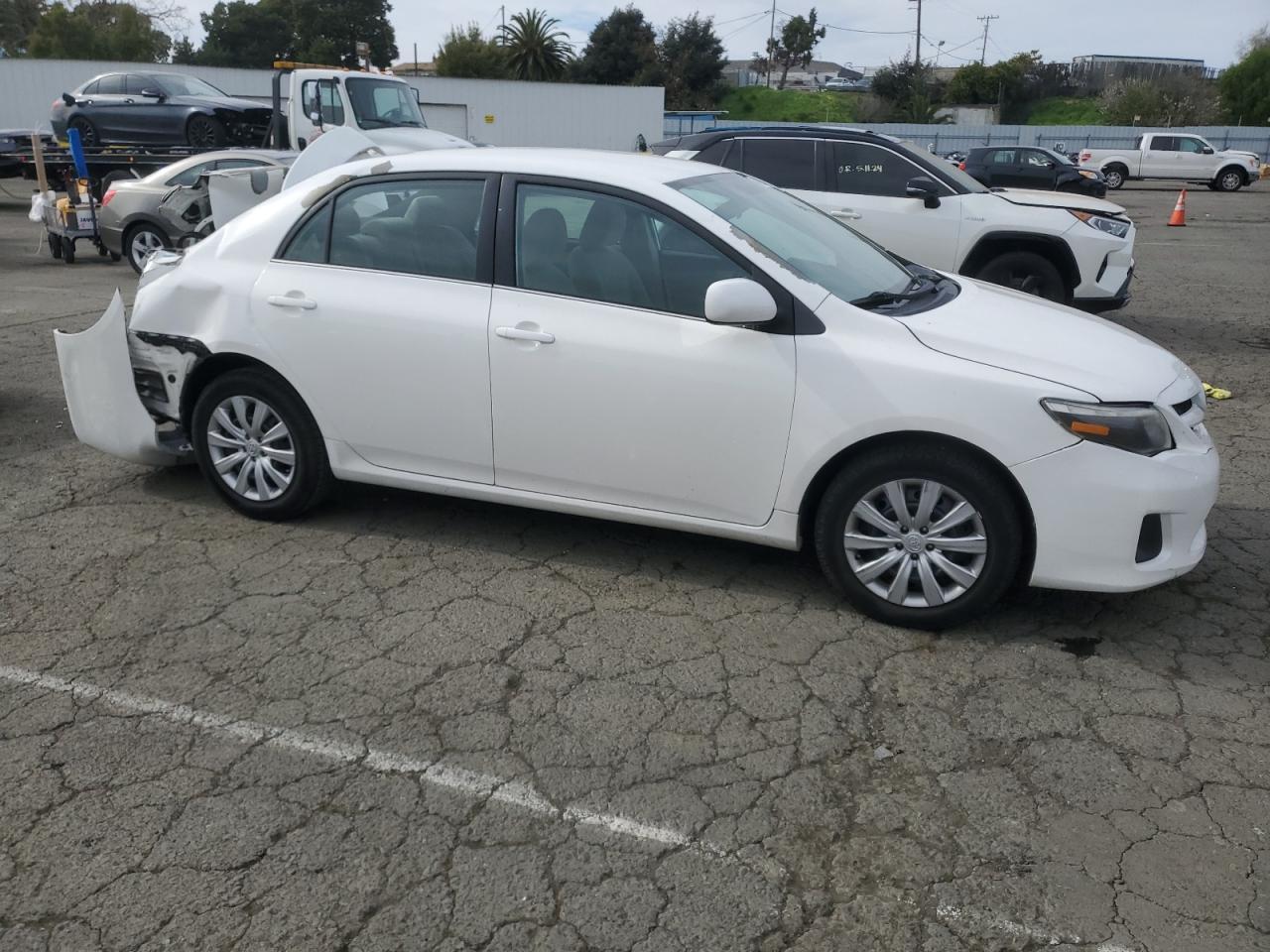 2013 TOYOTA COROLLA BA - Image 4