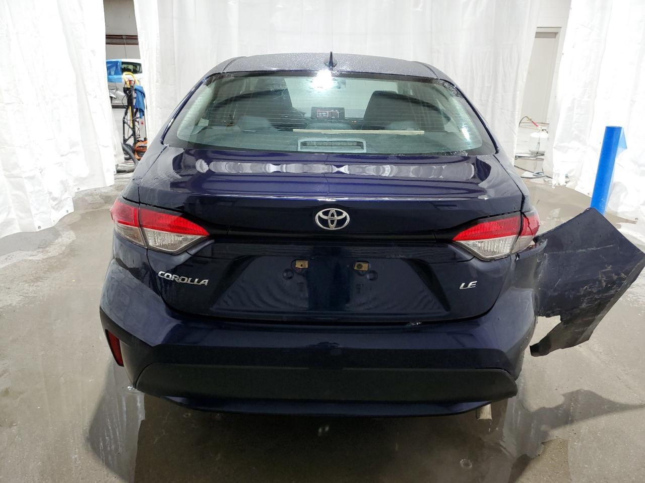 2022 TOYOTA COROLLA LE - Фото 6