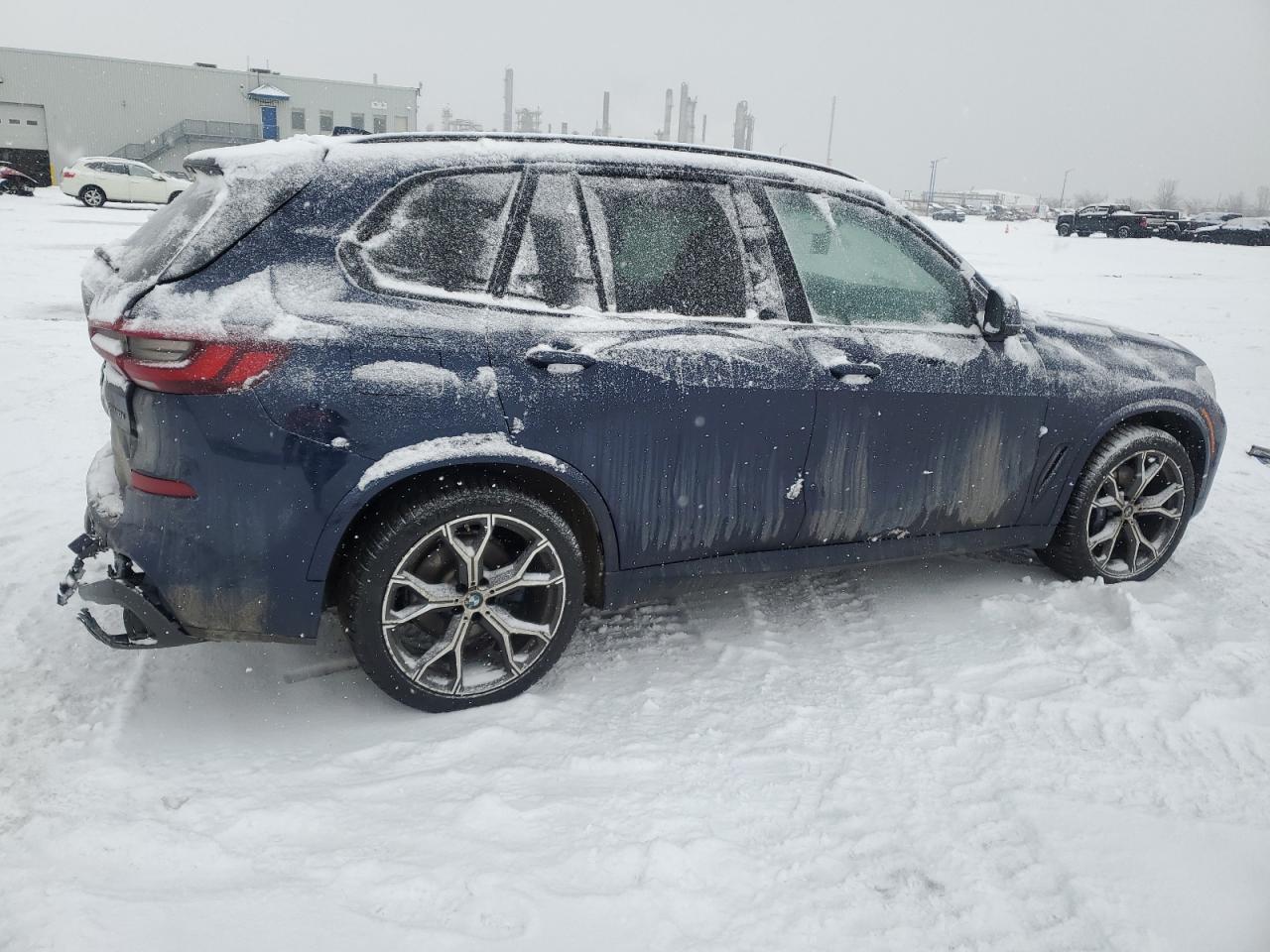 2022 BMW X5 XDRIVE4 - Image 3