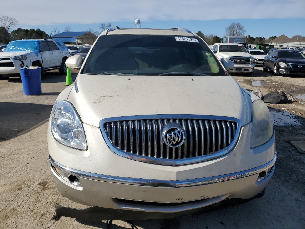 2011 BUICK ENCLAVE CX - Image 5