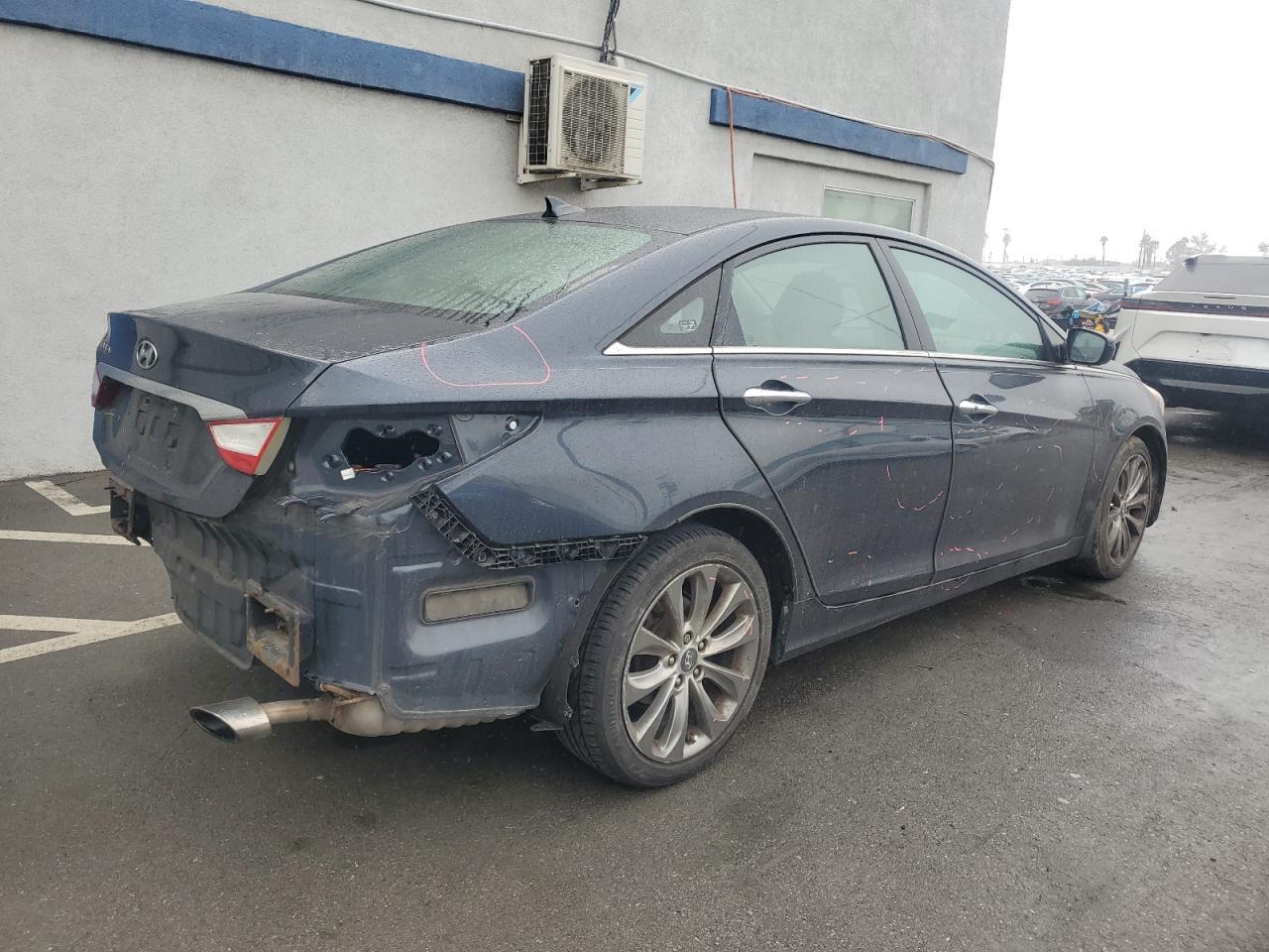 2013 HYUNDAI SONATA SE - Фото 3