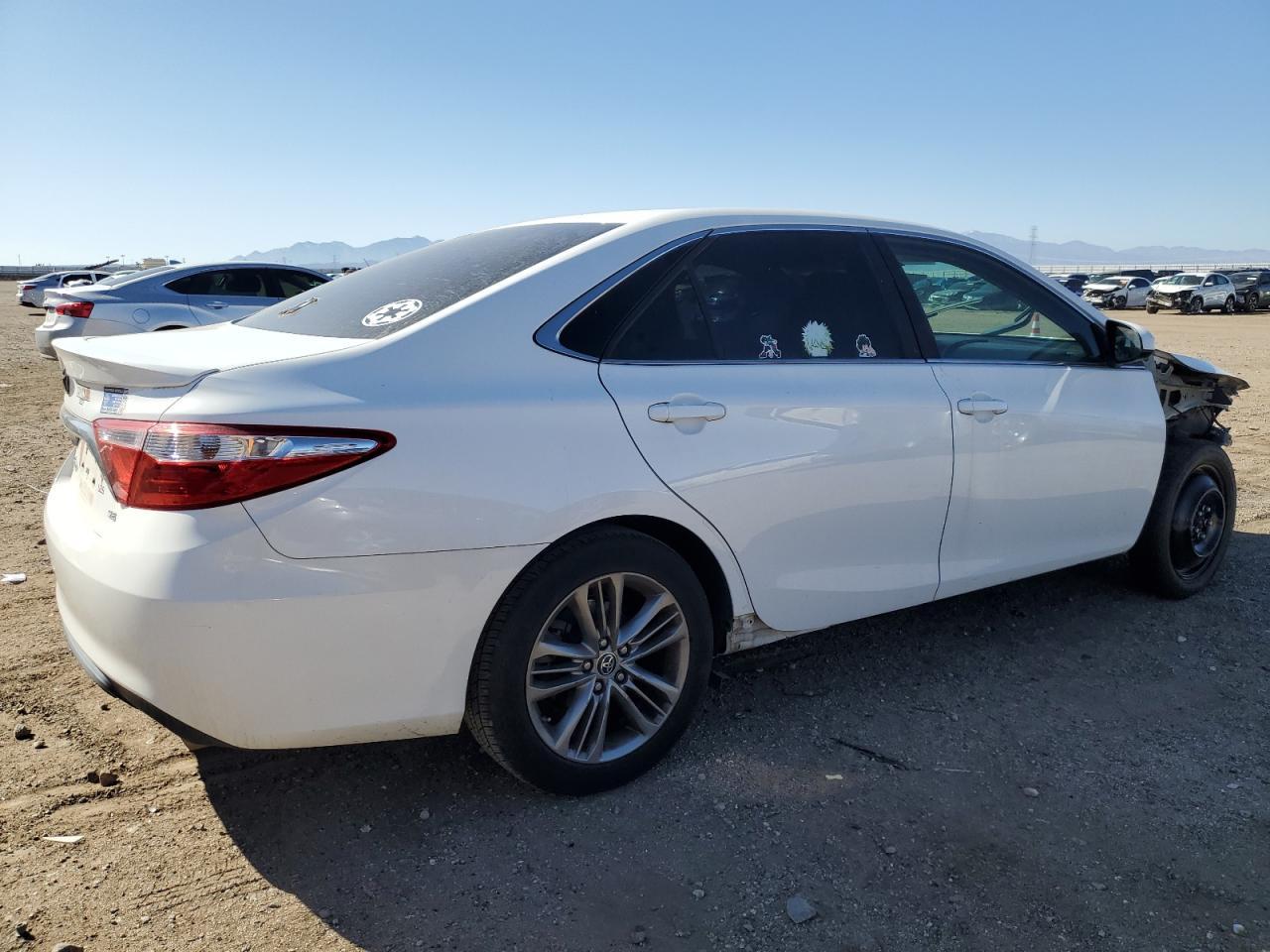 2016 TOYOTA CAMRY LE - Фото 3
