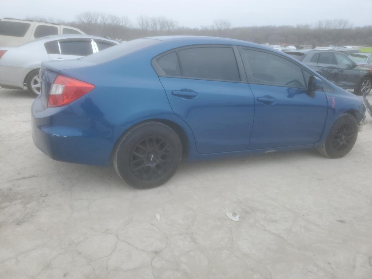 2012 HONDA CIVIC LX - Фото 3