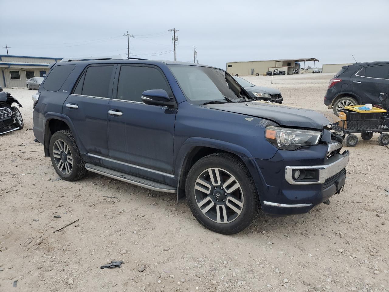 2018 TOYOTA 4RUNNER SR - Image 4