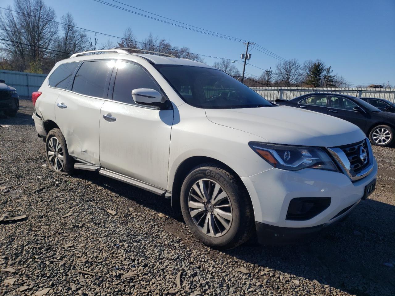 2017 NISSAN PATHFINDER - Image 4