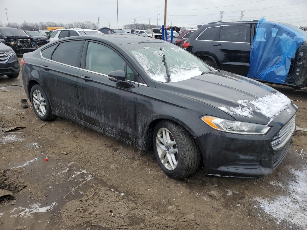 2013 FORD FUSION SE - Image 4