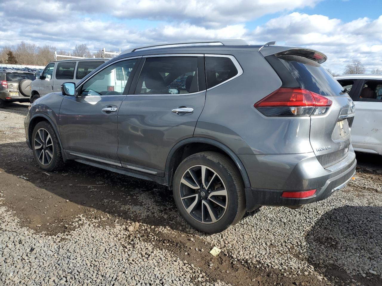 2018 NISSAN ROGUE S - Фото 2