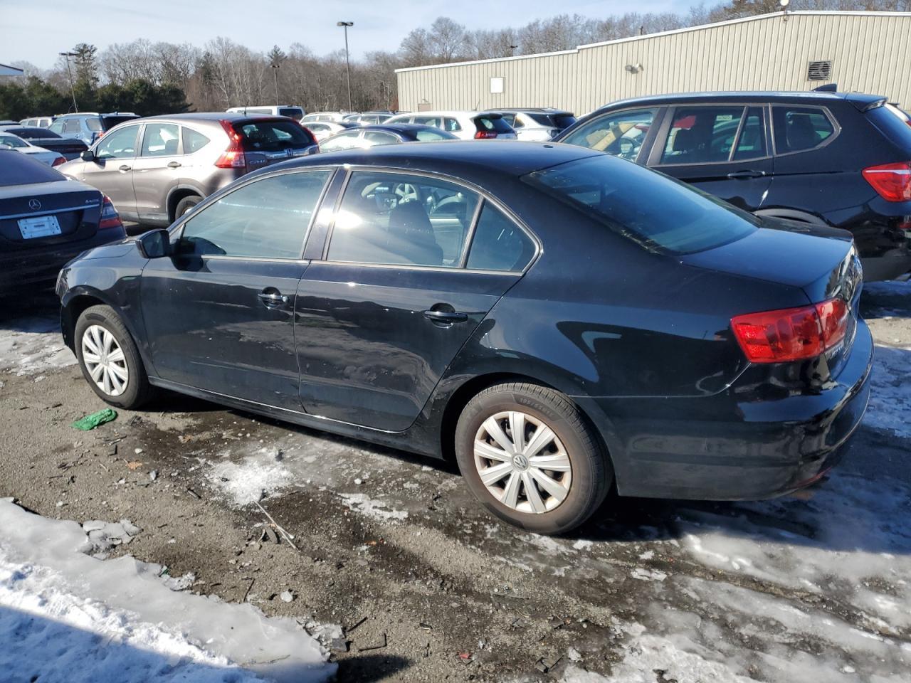 2013 VOLKSWAGEN JETTA BASE - Image 2