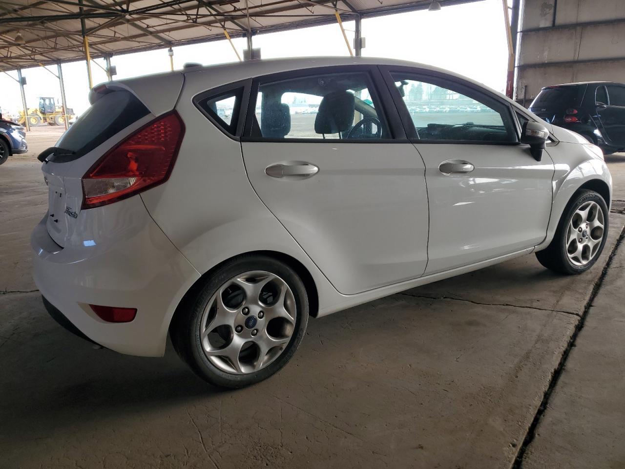 2012 FORD FIESTA SES - Image 3