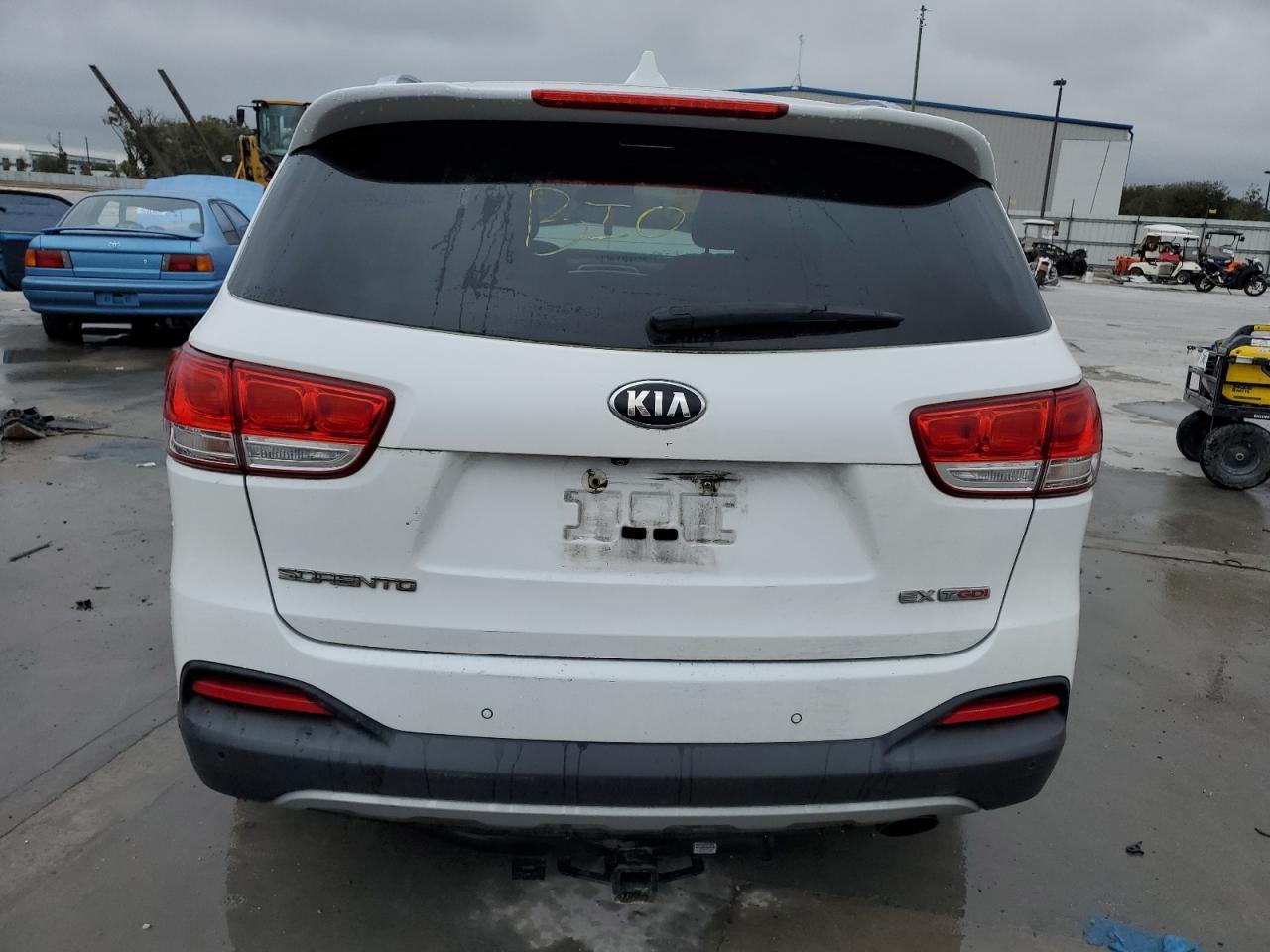 2016 KIA SORENTO EX - Image 6