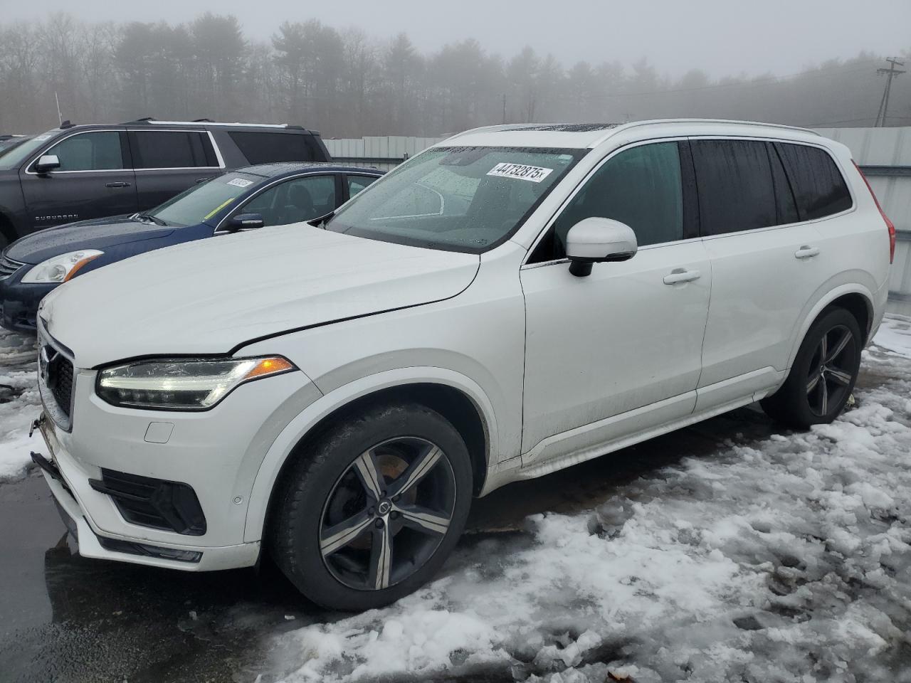 2016 VOLVO XC90 T6