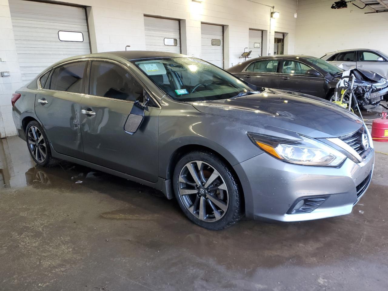 2017 NISSAN ALTIMA 2.5 - Image 4