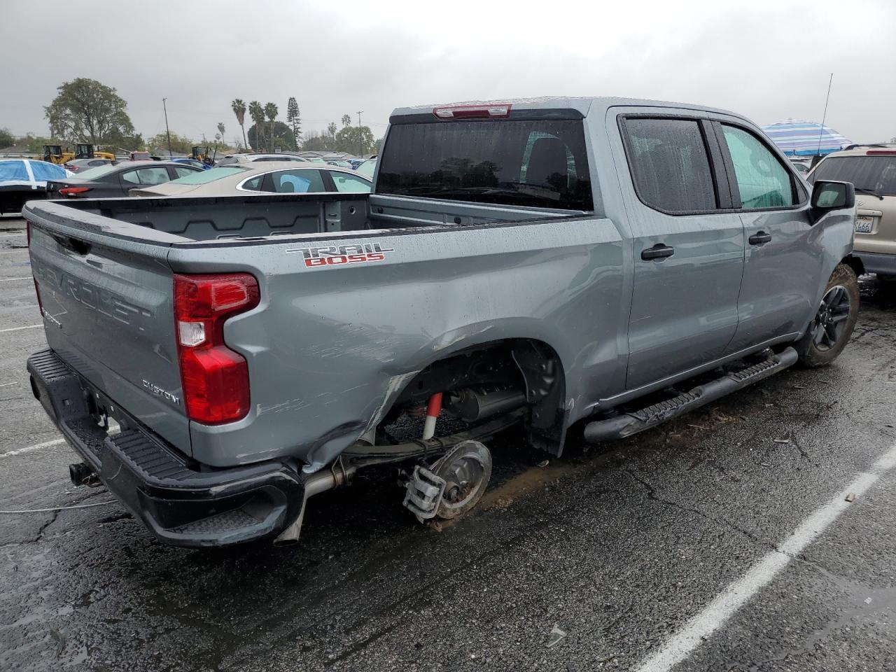 2024 CHEVROLET SILVERADO - Image 3