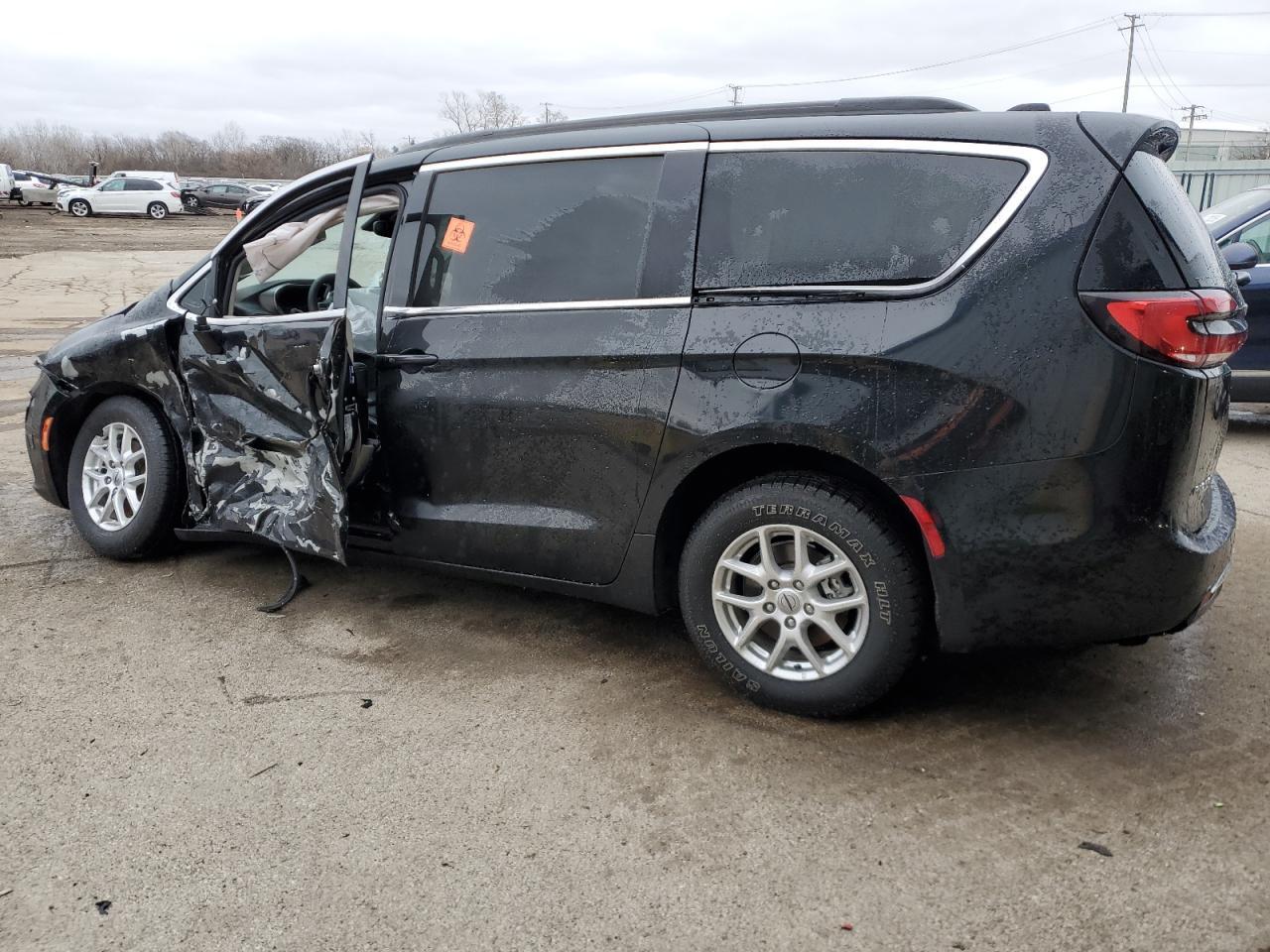 2022 CHRYSLER PACIFICA T - Image 2