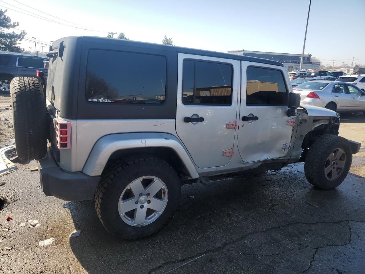 2012 JEEP WRANGLER U - Image 3