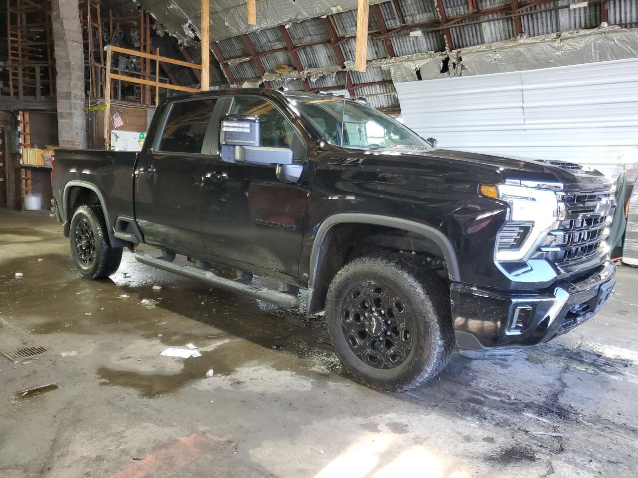 2024 CHEVROLET SILVERADO - Image 4