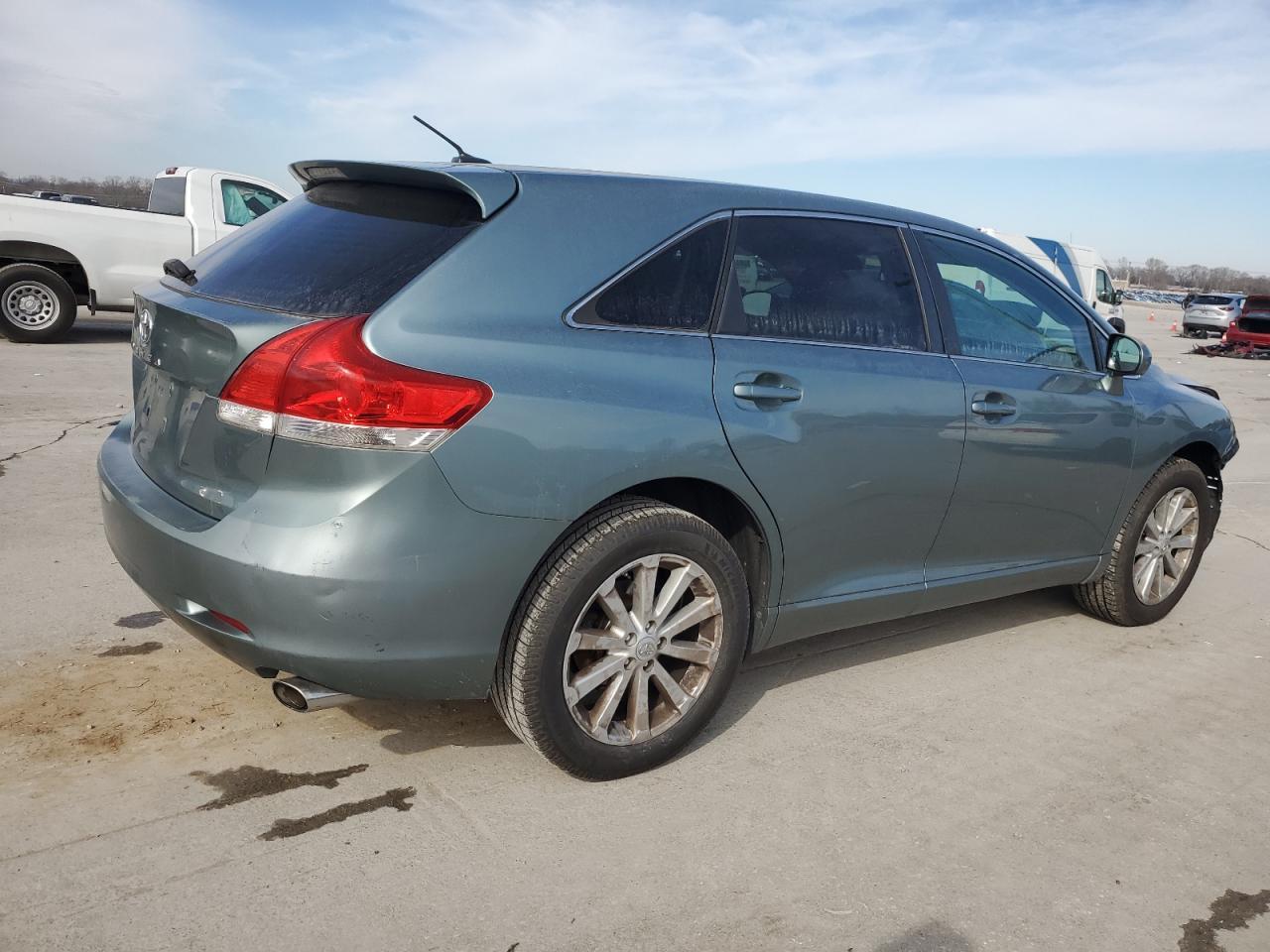 2011 TOYOTA VENZA - Image 3