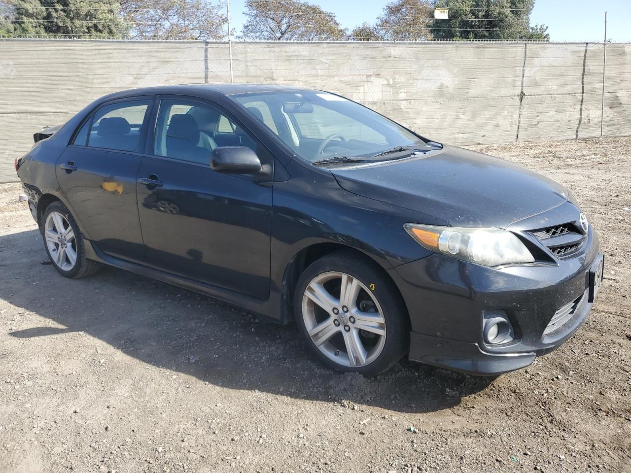 2013 TOYOTA COROLLA BA - Фото 4