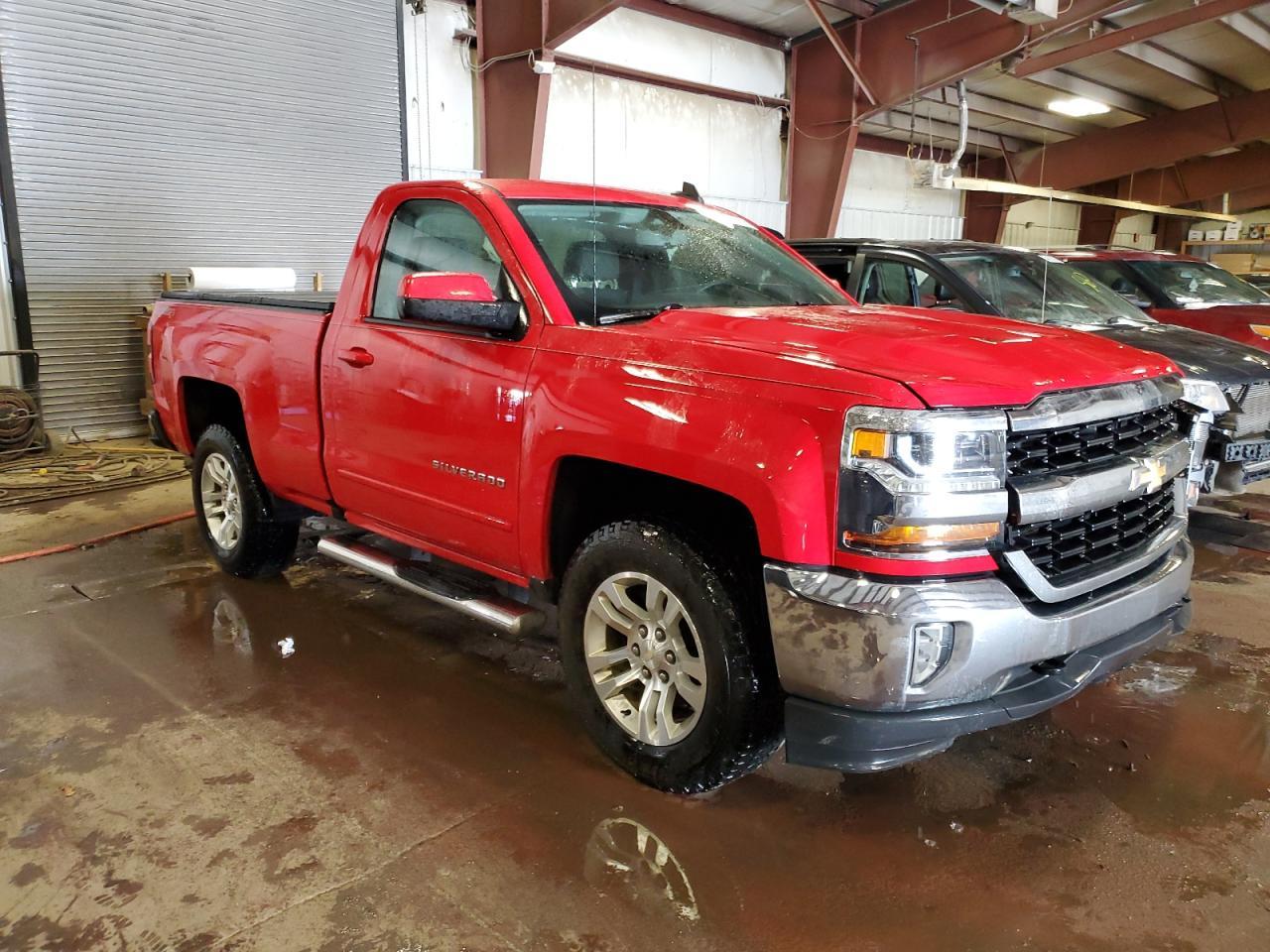 2017 CHEVROLET SILVERADO - Image 4