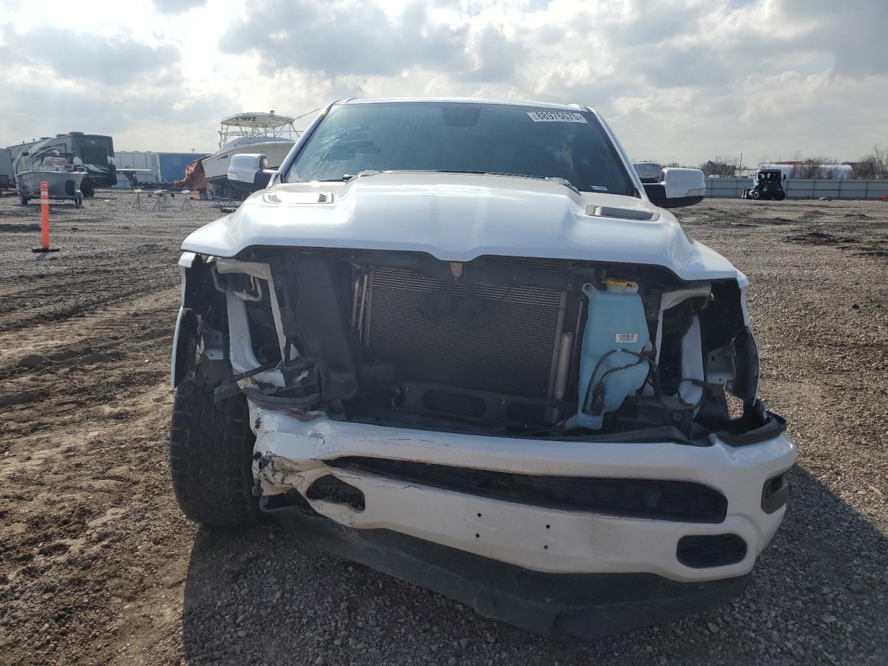 2019 RAM 1500 LARAM - Фото 5