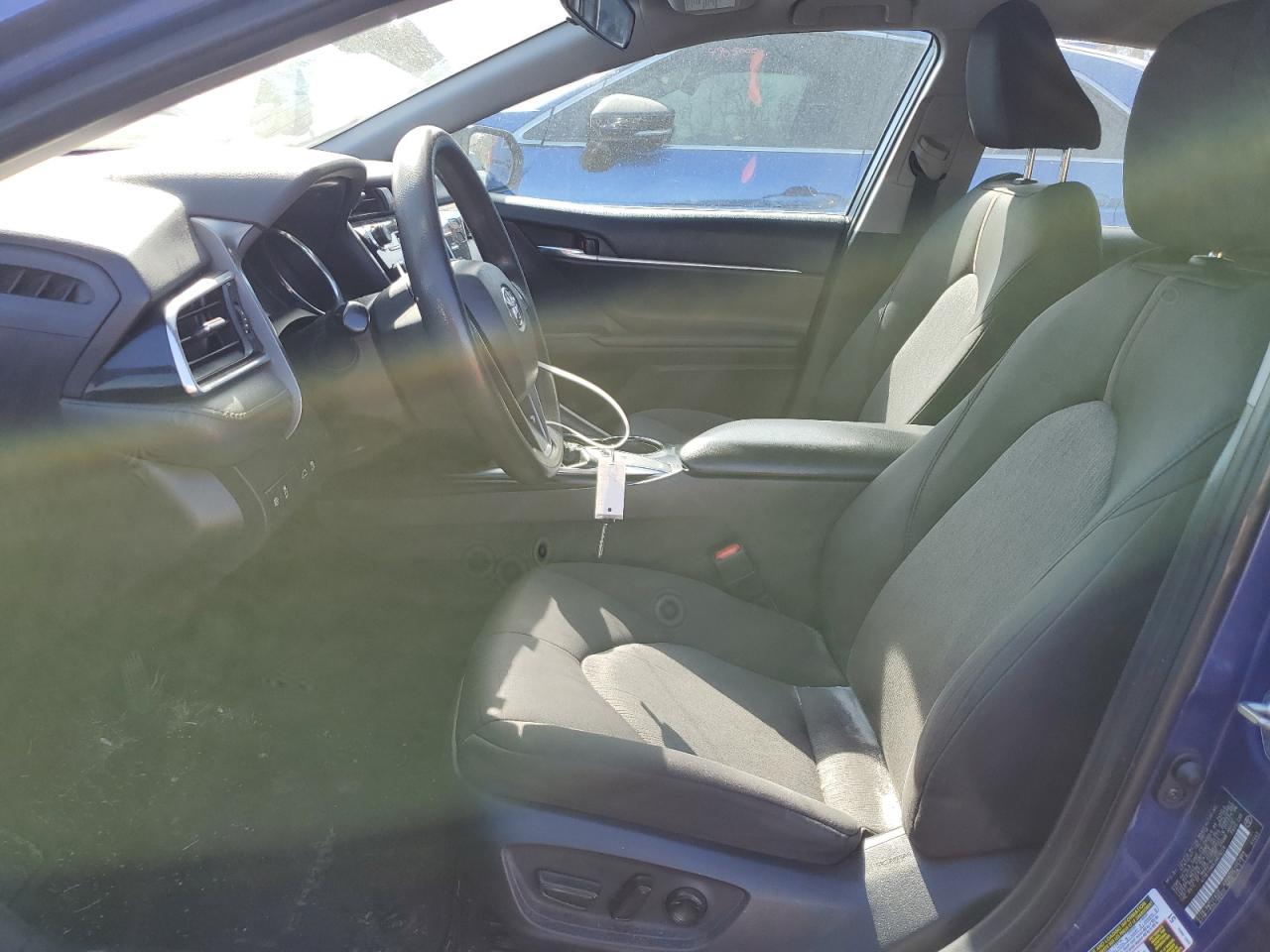 2018 TOYOTA CAMRY L - Фото 7
