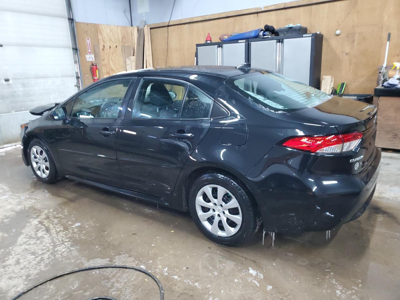 2020 TOYOTA COROLLA LE - Image 2