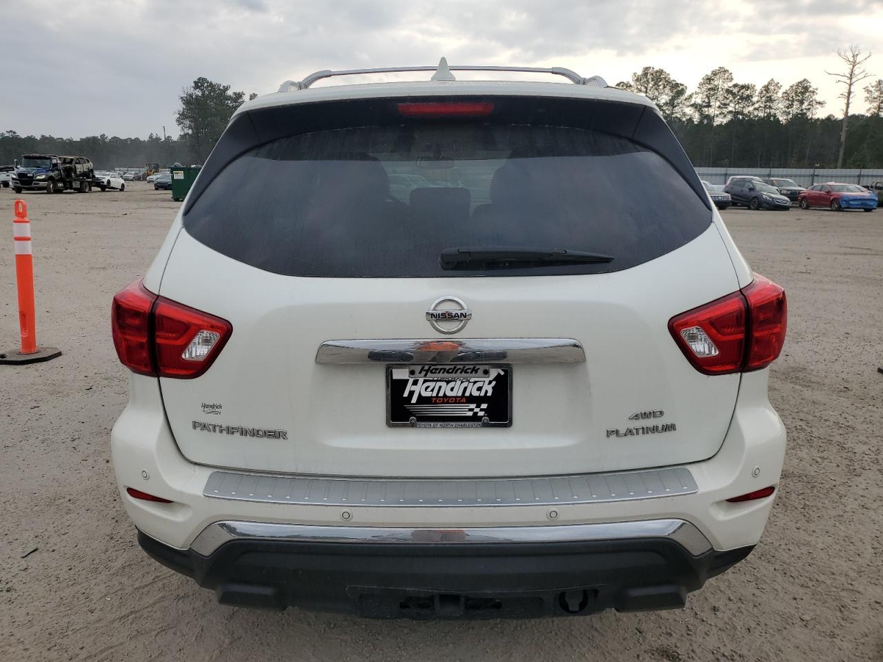 2019 NISSAN PATHFINDER - Фото 6