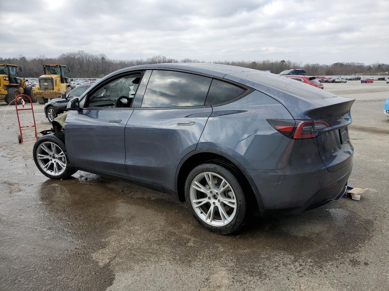 2023 TESLA MODEL Y - Фото 2