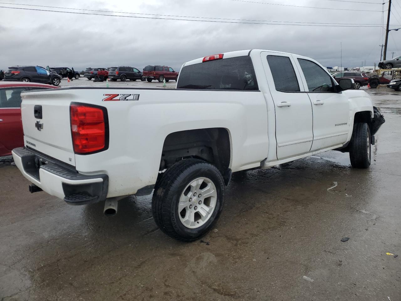 2018 CHEVROLET SILVERADO - Фото 3