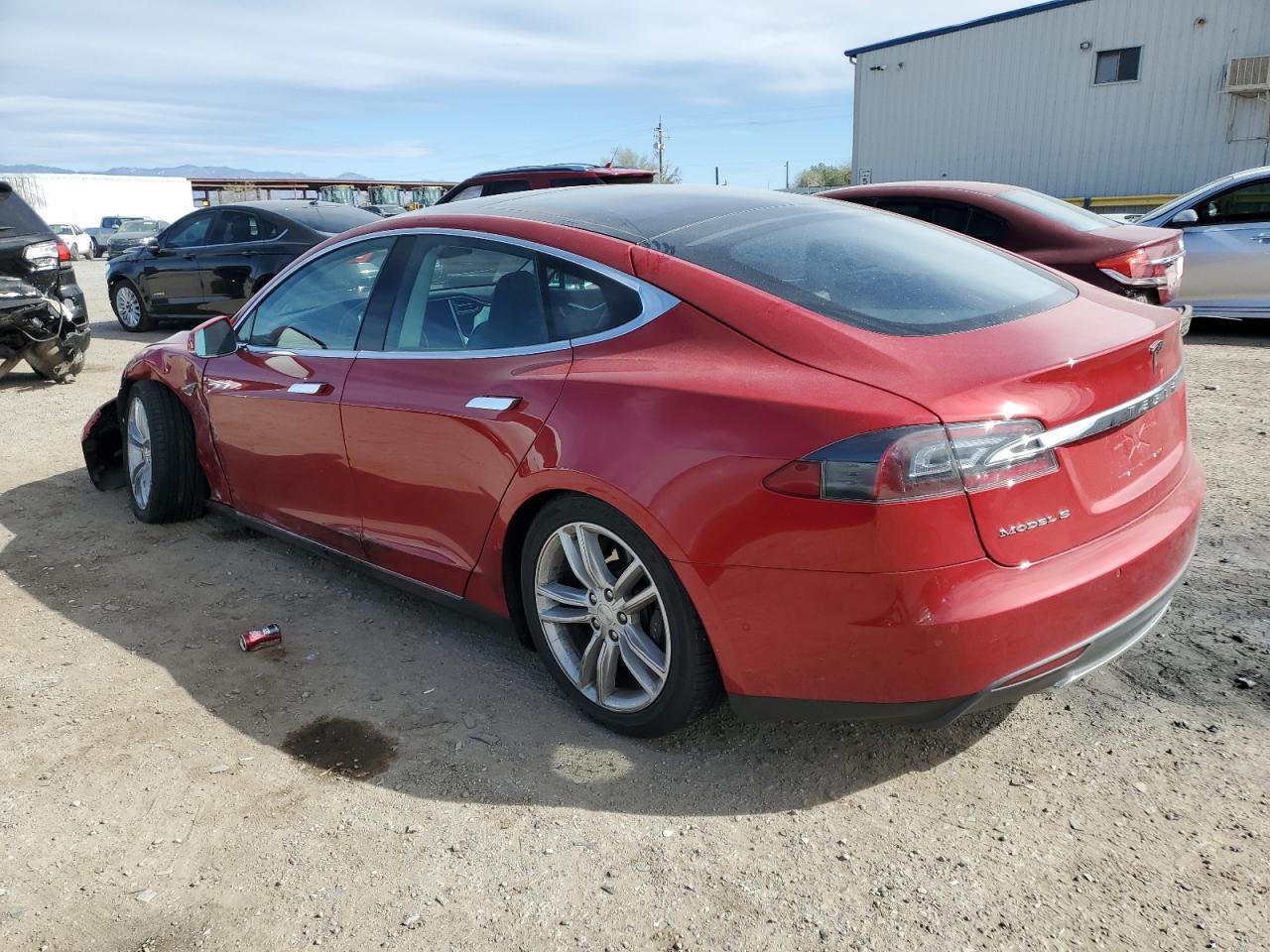 2015 TESLA MODEL S - Image 2