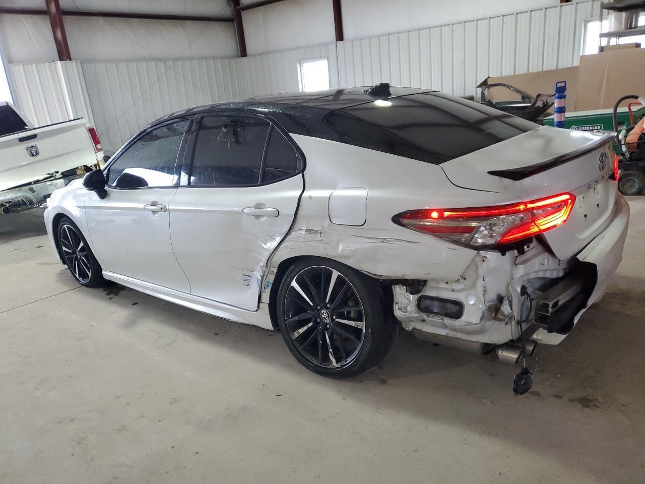 2019 TOYOTA CAMRY XSE - Image 2