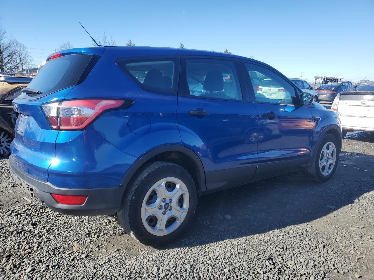 2017 FORD ESCAPE S - Image 3