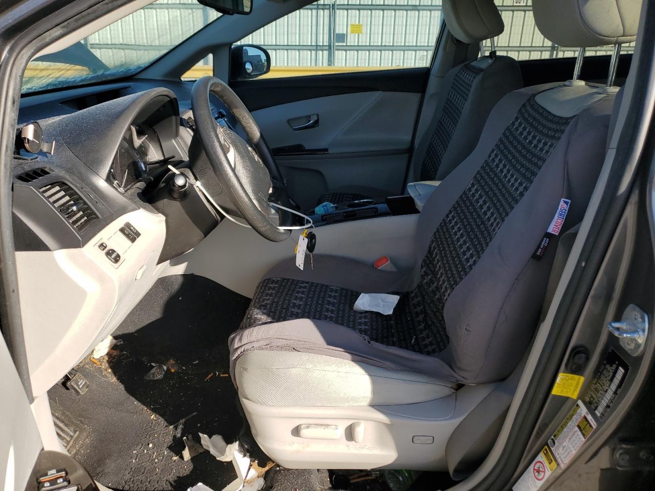 2012 TOYOTA VENZA LE - Фото 7