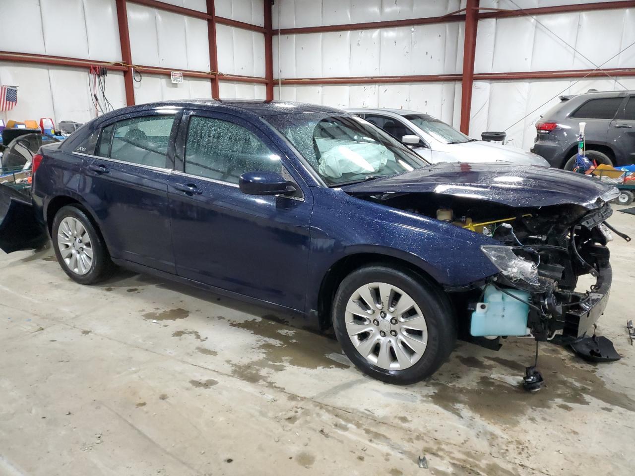 2013 CHRYSLER 200 LX - Image 4