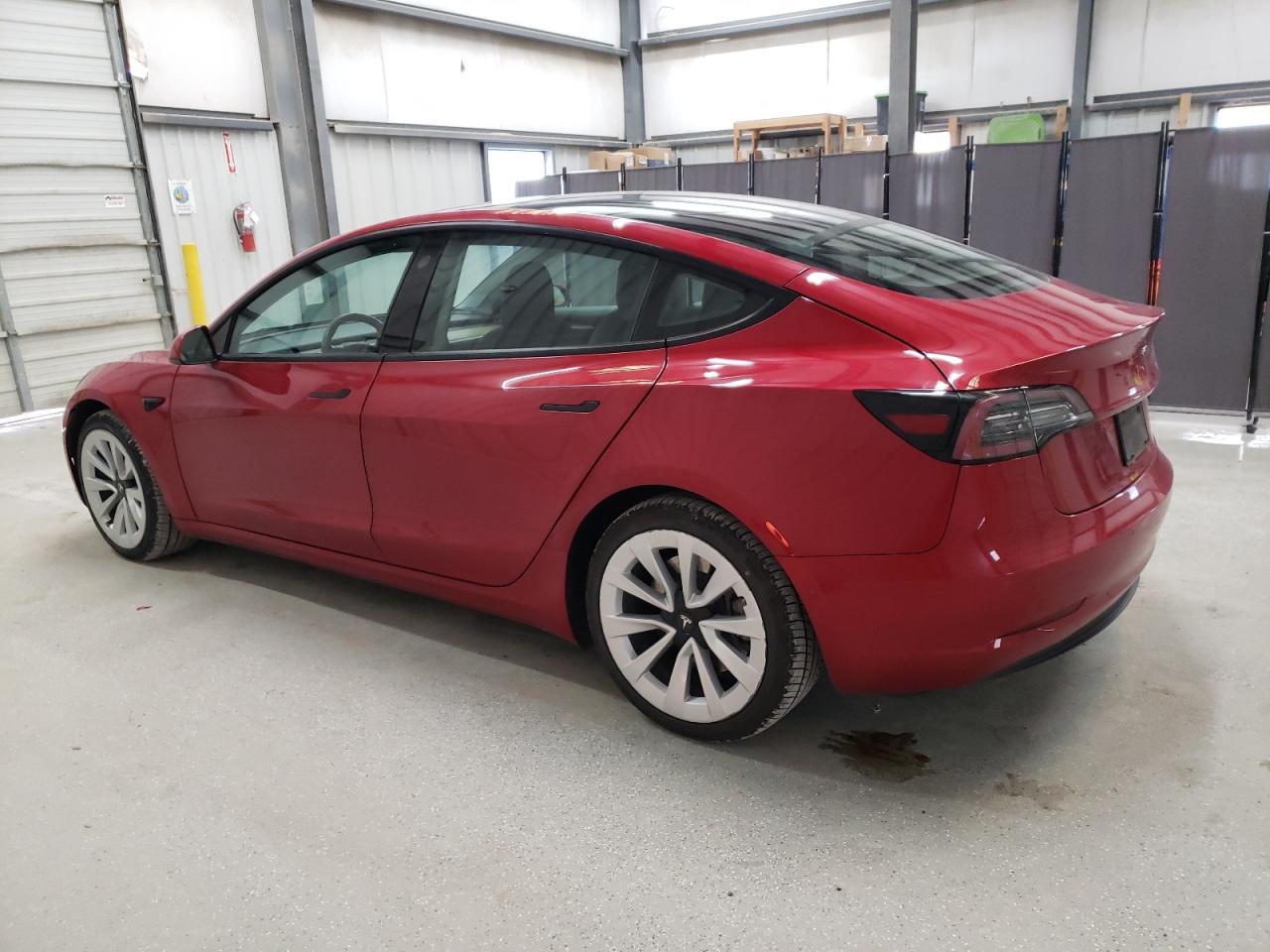 2022 TESLA MODEL 3 - Фото 2