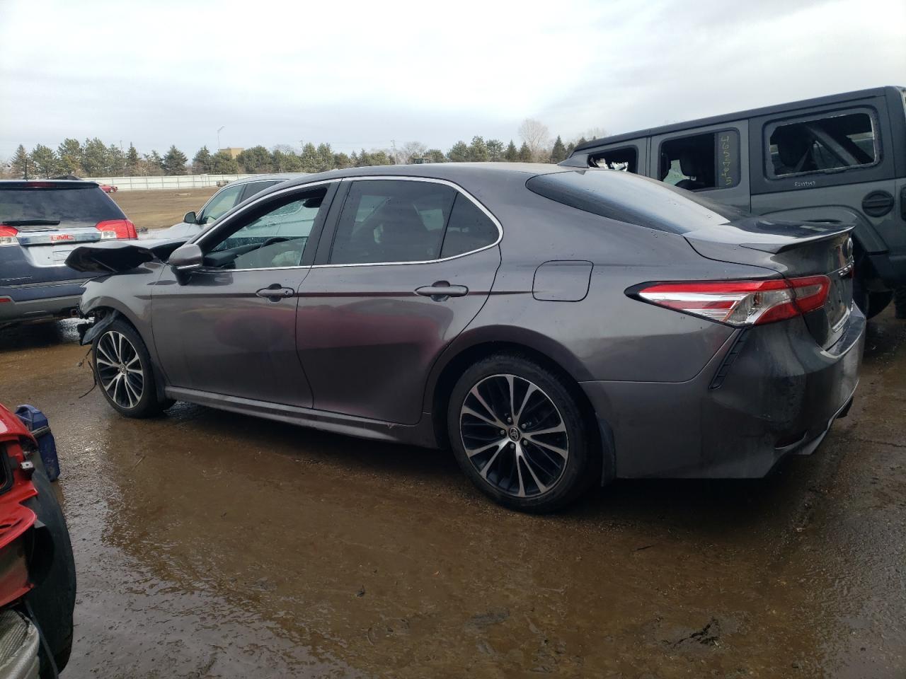 2020 TOYOTA CAMRY SE - Image 2