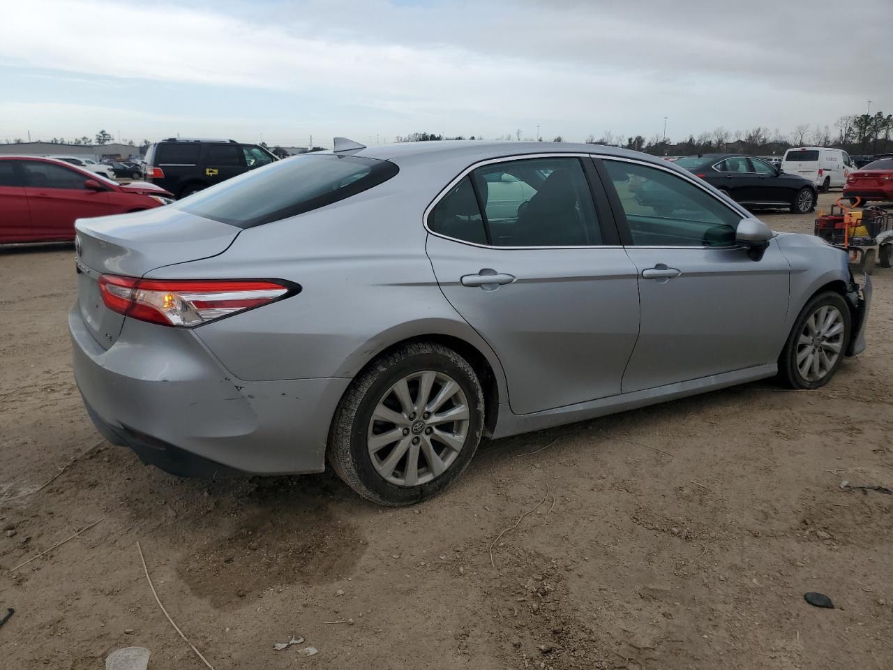 2019 TOYOTA CAMRY L - Image 3