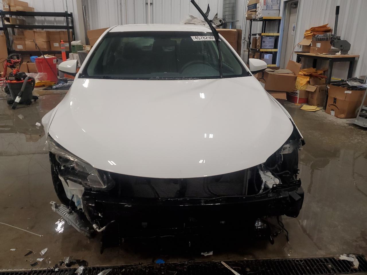 2017 TOYOTA CAMRY LE - Фото 5