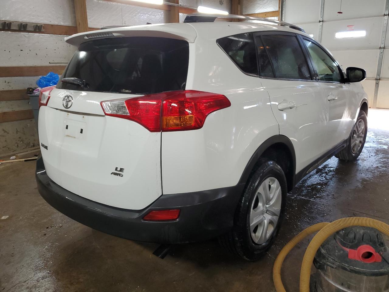 2014 TOYOTA RAV4 LE - Image 3